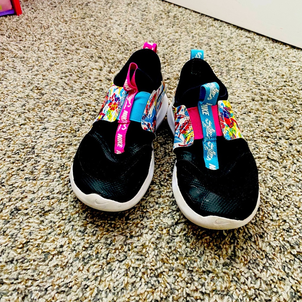 Girls Nike shoes . Size 2